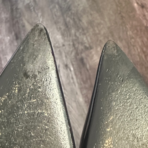 Prada Black Patent Leather Heels - Picture 6 of 6